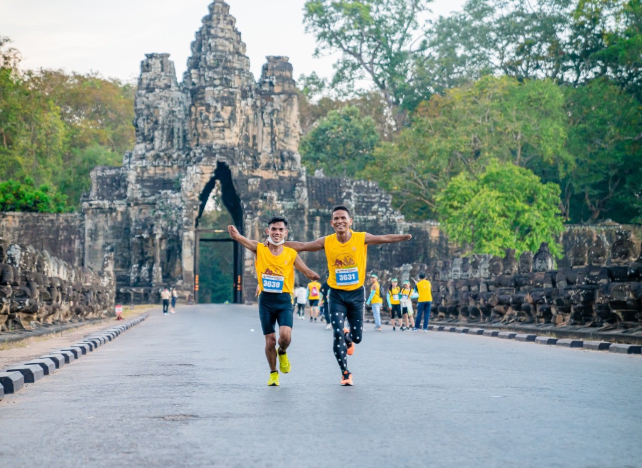 Manulife Cambodia sponsors Angkor Wat International Half Marathon...